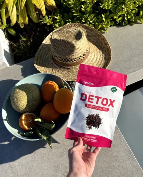 Lulutox Detox Tea Peach-Flavored Botanical Tea